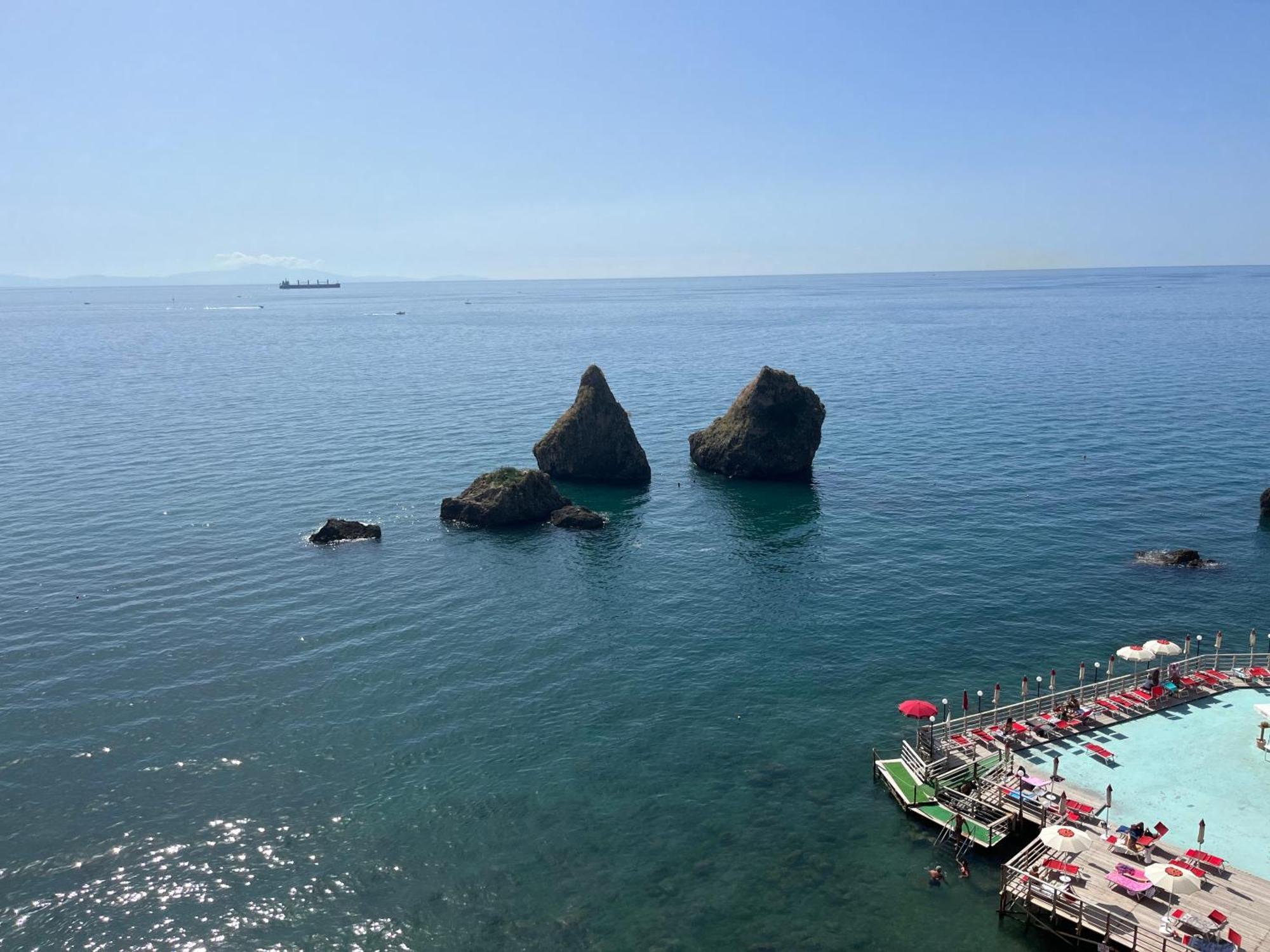 B&B Due Su Due Holiday Vietri المظهر الخارجي الصورة